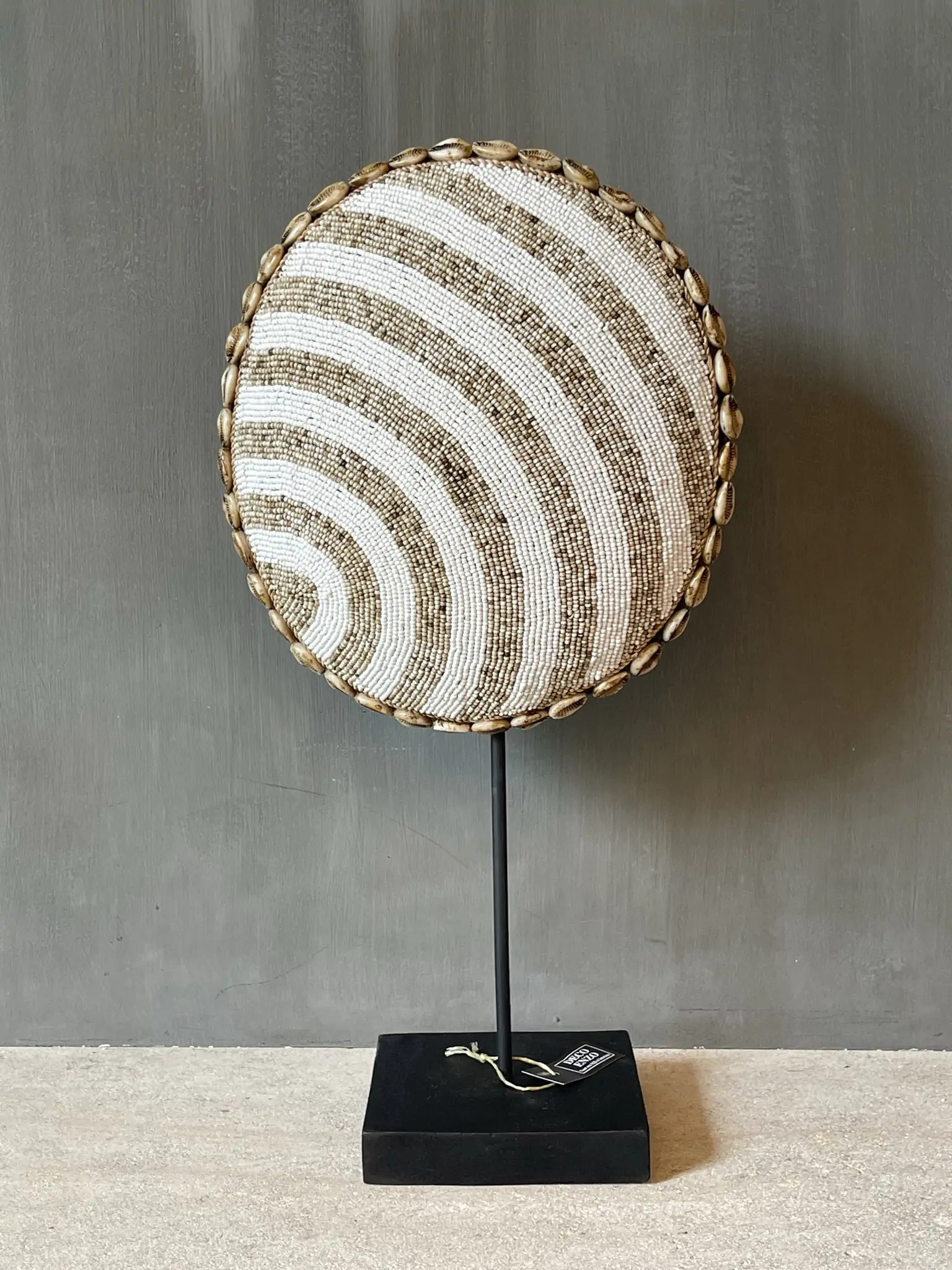 Ornament Stripe white/beige beads