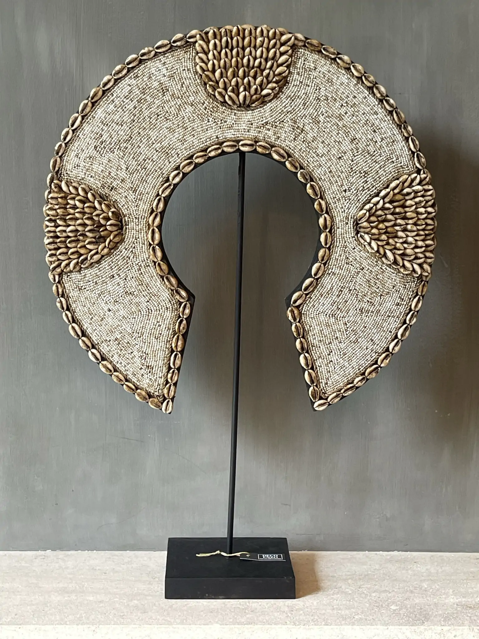 Ornament Necklace beige beads