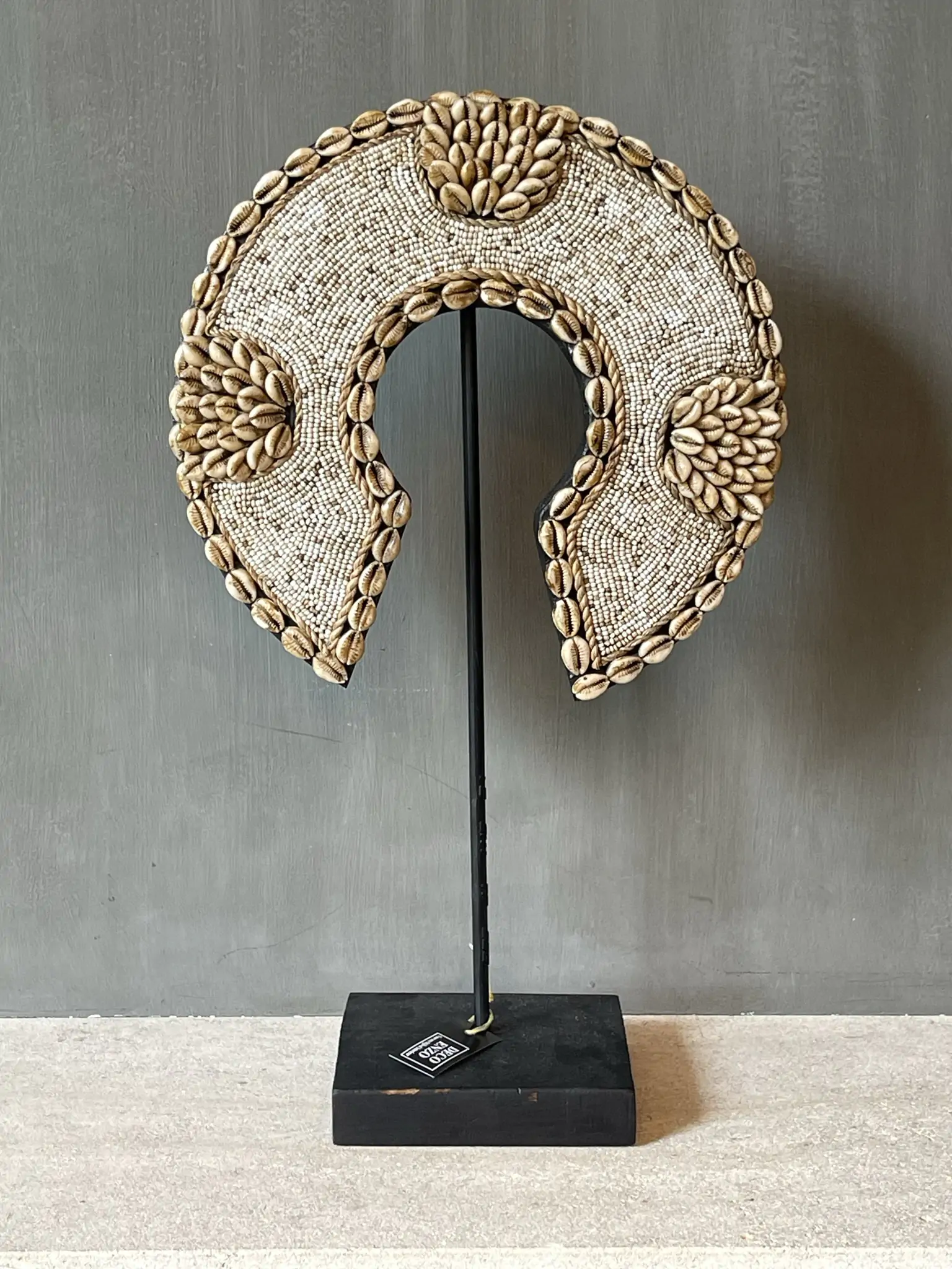 Ornament Necklace beige beads